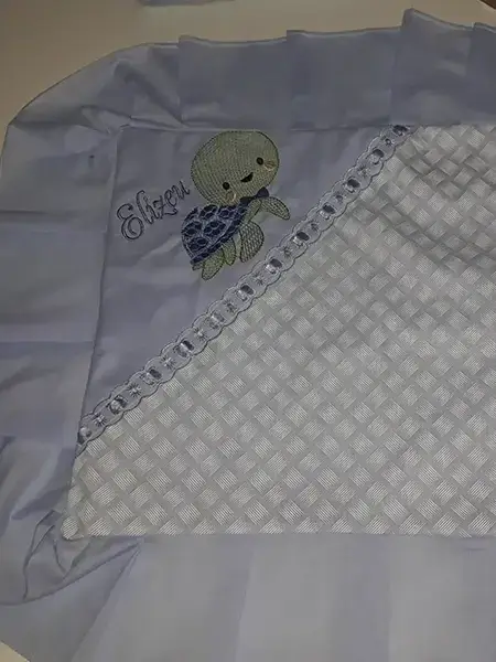 Kit personalizado bordado
